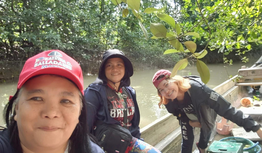 Service that Builds Communities